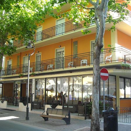 Albergo Santo Stefano Bellaria-Igea Marina Zewnętrze zdjęcie