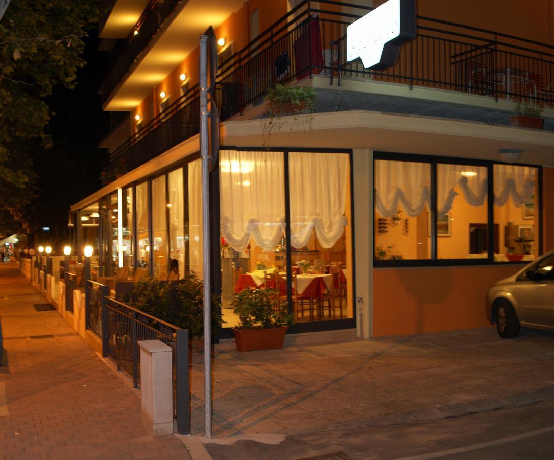 Albergo Santo Stefano Bellaria-Igea Marina Zewnętrze zdjęcie
