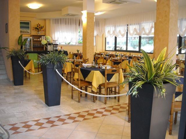 Albergo Santo Stefano Bellaria-Igea Marina Zewnętrze zdjęcie